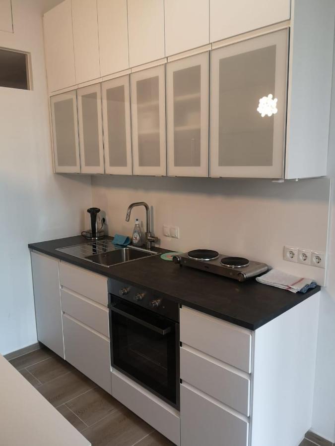 Apartamento Ruhige Art-Garconniere Mit Balkon Viena Exterior foto